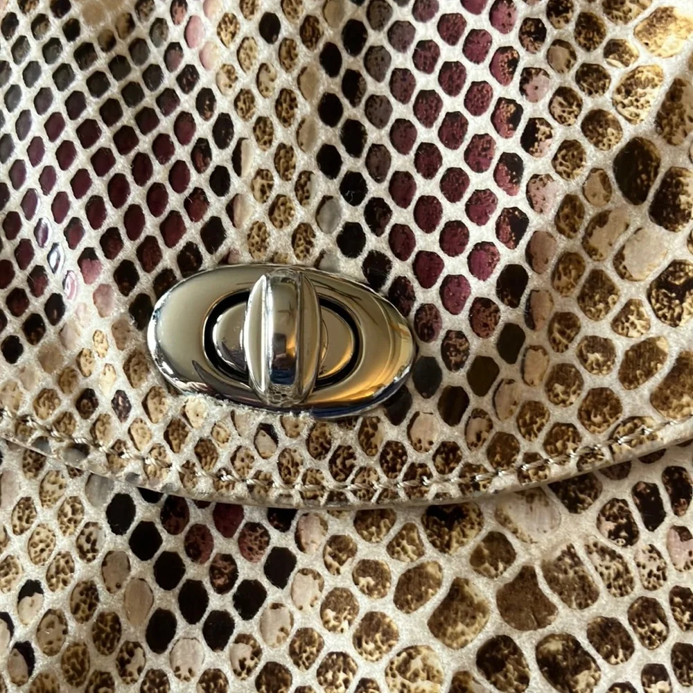 Sorial Snakeskin Clutch‎